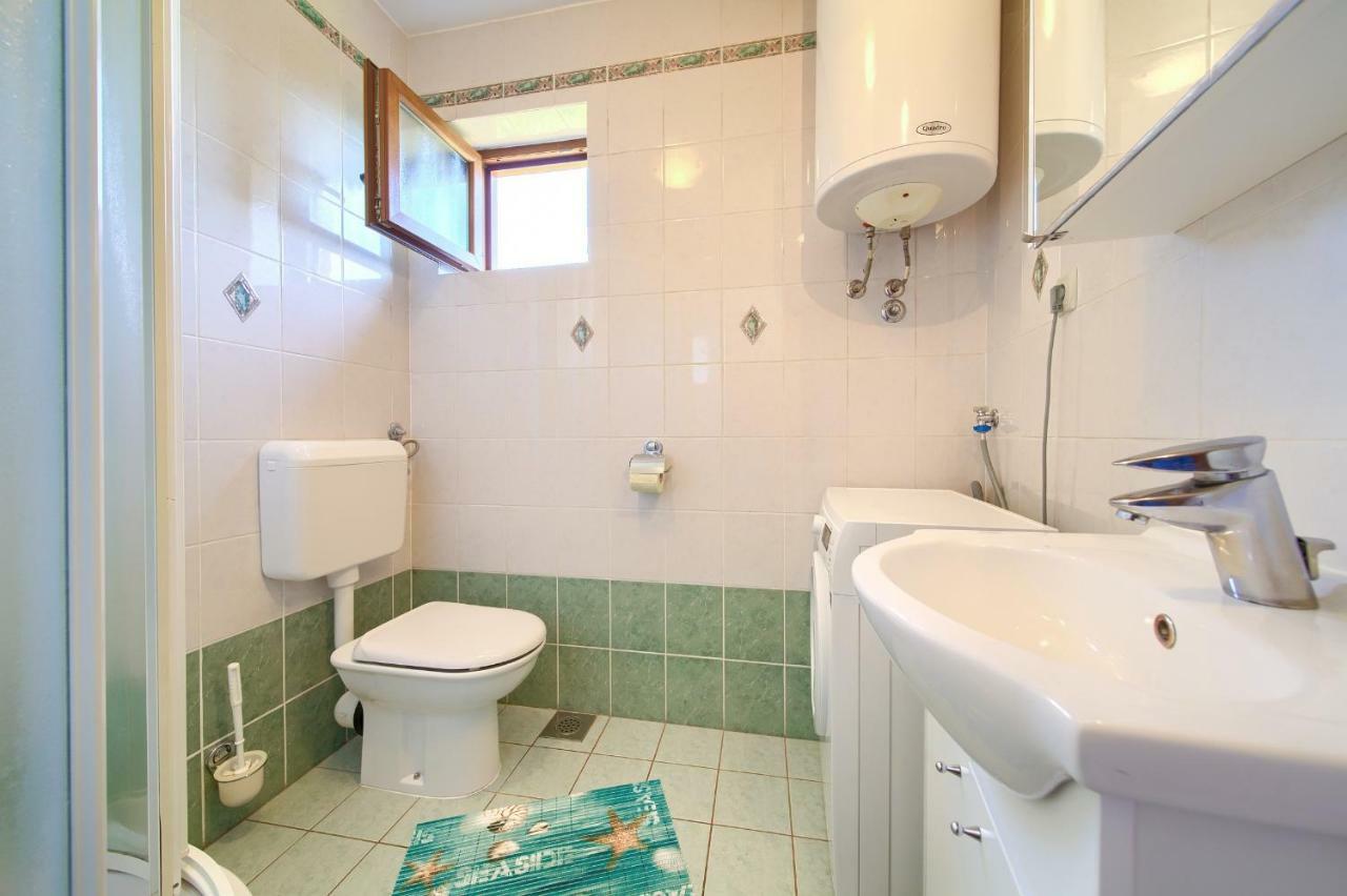 Apartments Ivan Porat Malinska Ngoại thất bức ảnh